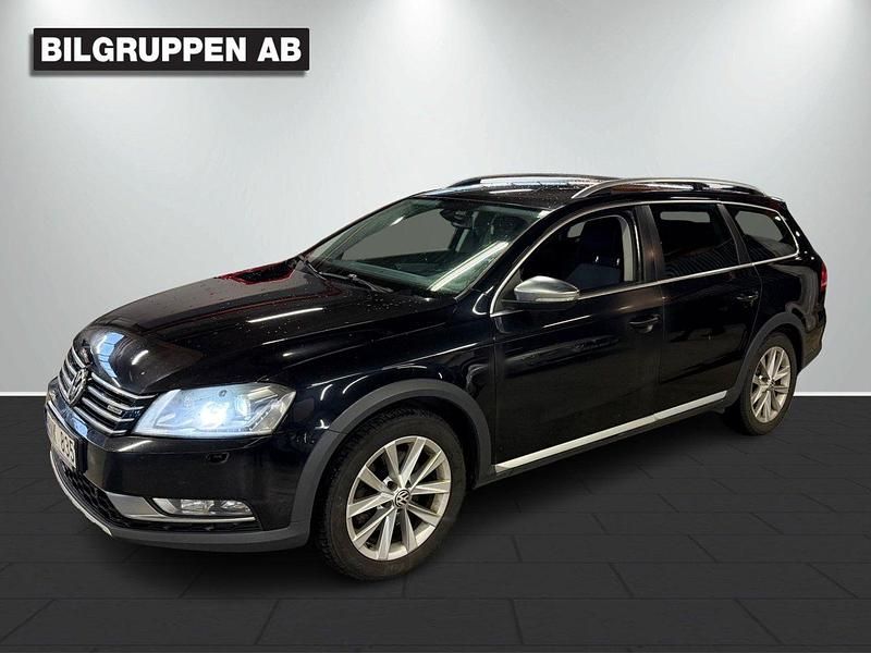 Svart Begagnad 2013 VW Passat Alltrack Kombi | 69 900 kr (Bra pris) - Bild 1/4