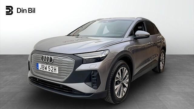 Tyfongrå metallic Begagnad 2022 Audi Q4 e-tron Proline SUV | 334 000 kr (Marknadspris) - Bild 1/4