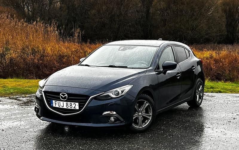 Begagnad 2015 Mazda 3 Inclusive Halvkombi | 75 000 kr (Bra pris) - Bild 1/4