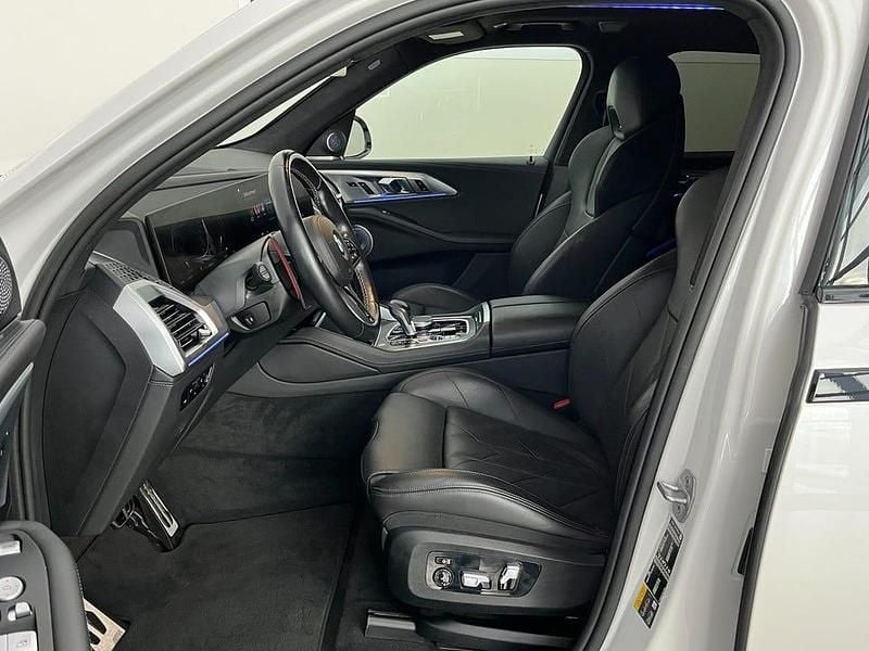 Begagnad BMW XM Comfort Edition 653 HK (480 kW) 2023 Vit SUV