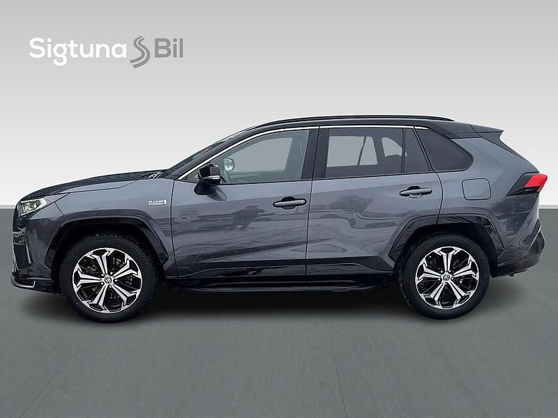 Begagnad Toyota RAV4 Hybrid Style 185 HK (136 kW) 2021 Grå SUV