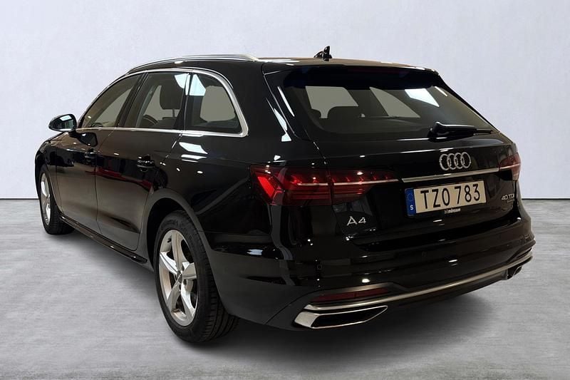 Begagnad Audi A4 192 HK (141 kW) 2019 Svart Kombi