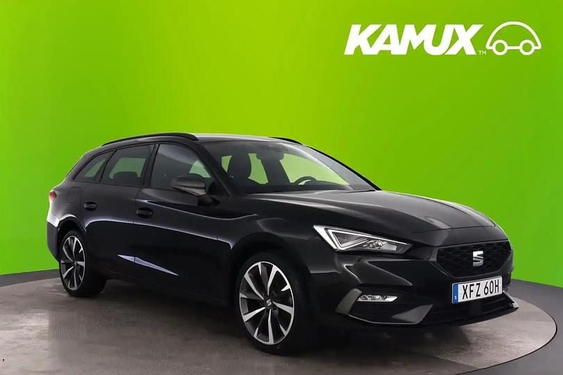 Svart Begagnad 2021 Seat Leon Kombi | 218 700 kr (Marknadspris) - Bild 1/4
