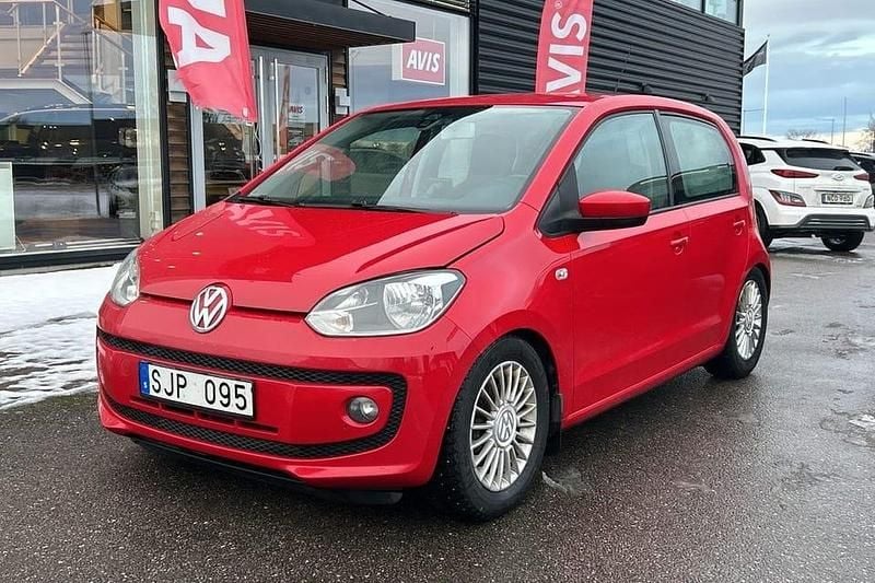 Röd Begagnad 2013 VW up! Halvkombi | 69 900 kr (Marknadspris) - Bild 1/4