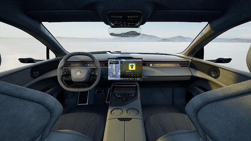 Ny Lotus Emeya 450 kW (612 HK) 2025 Stellar black metallic Halvkombi