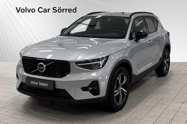 Begagnad 2025 Volvo XC40 SUV | 409 000 kr (Marknadspris) - Bild 1/3