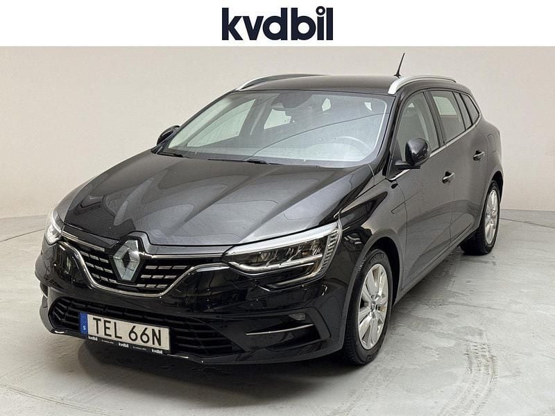 Svart (svart metallic) Begagnad 2021 Renault Mégane IV Zen Kombi | 164 800 kr (Bra pris) - Bild 1/3