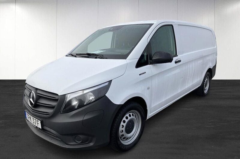 Vit Begagnad 2022 Mercedes e-Vito Minibuss | 374 875 kr - Bild 1/4