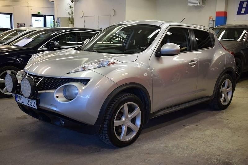 Begagnad Nissan Juke S 190 HK (139 kW) 2010 Silver SUV