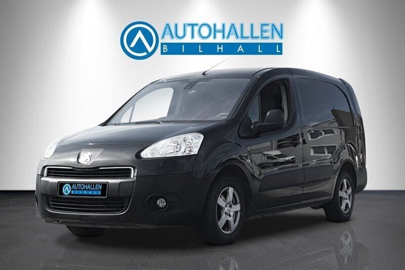 Svart Begagnad 2012 Peugeot Partner Minibuss | 65 000 kr (Dyr) - Bild 1/4
