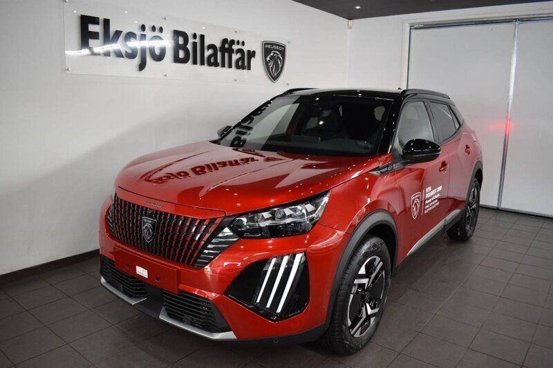 Röd Begagnad 2023 Peugeot 2008 GT SUV | 327 800 kr - Bild 1/4