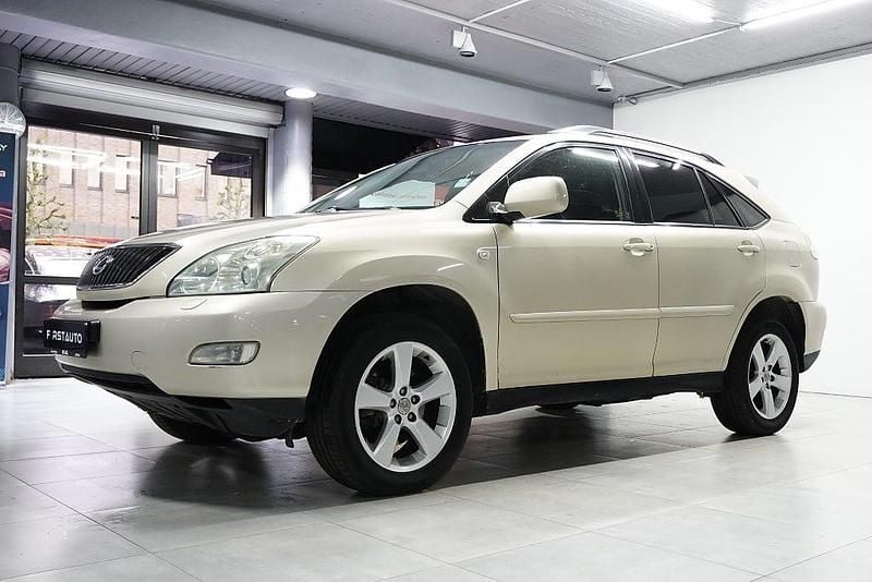 Begagnad Lexus RX300 204 HK (150 kW) 2004 Brun SUV