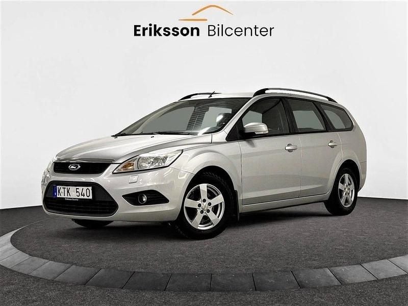 Grå Begagnad 2010 Ford Focus Platinum Kombi | 29 900 kr (Marknadspris) - Bild 1/4
