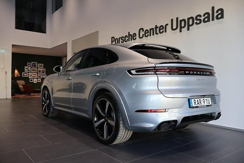 Begagnad Porsche Cayenne 305 HK (224 kW) 2023 Silver SUV