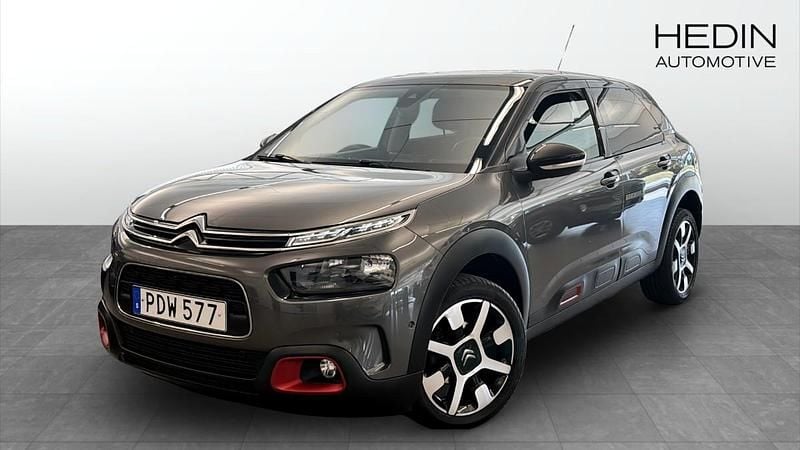 Grå (grey) Begagnad 2018 Citroën C4 Cactus PureTech Halvkombi | 129 000 kr (Marknadspris) - Bild 1/4
