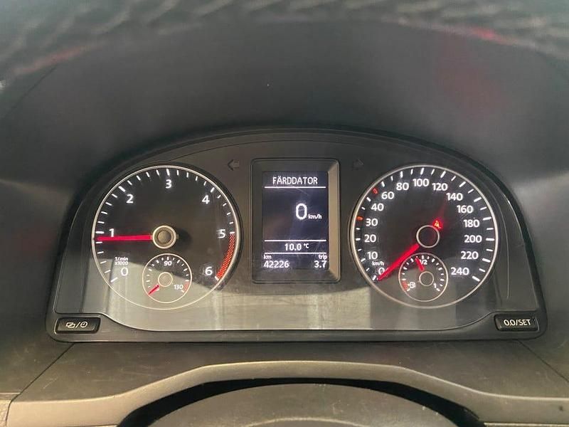 Begagnad VW Caddy 75 HK (55 kW) 2020 Vit Minibuss