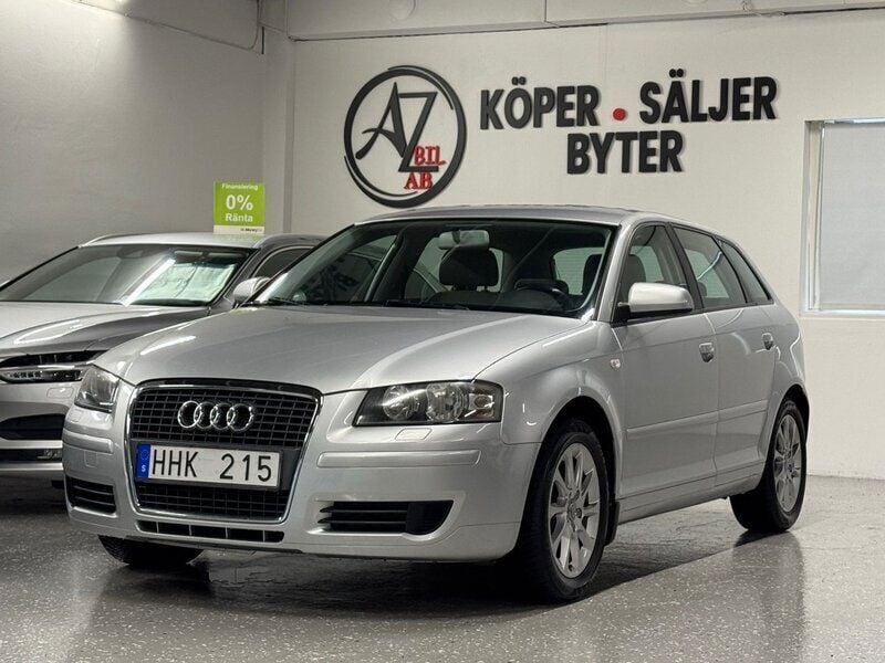 Silver Begagnad 2006 Audi A3 Sportback Attraction Halvkombi | 69 900 kr (Marknadspris) - Bild 1/4