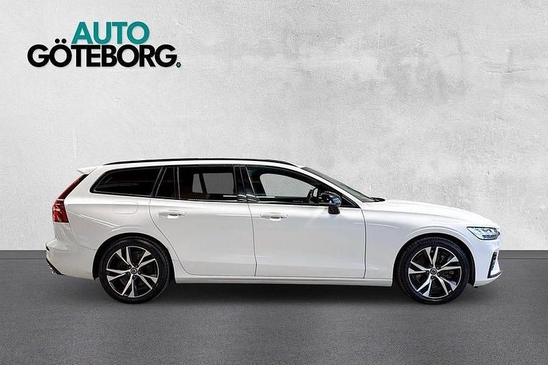 Begagnad Volvo V60 R-Design 392 HK (288 kW) 2019 Vit Kombi