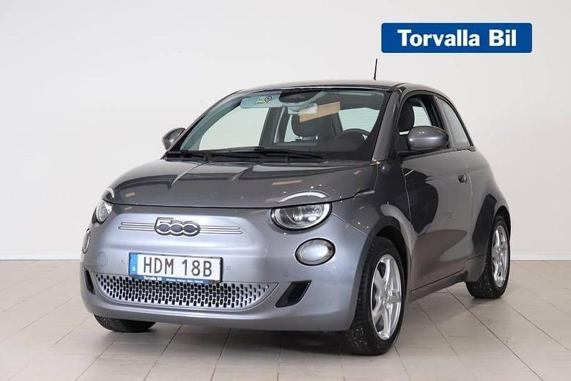 Grå Begagnad 2020 Fiat 500e Icon Halvkombi | 189 900 kr (Lite dyr) - Bild 1/4