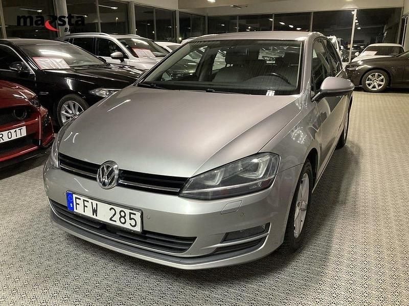 Silver Begagnad 2013 VW Golf VII Halvkombi | 129 900 kr (Marknadspris) - Bild 1/4