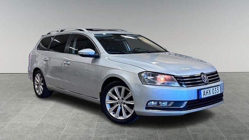 Silver Begagnad 2013 VW Passat GT Kombi | 114 900 kr (Lite dyr) - Bild 1/4