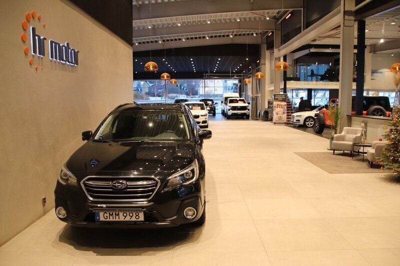 Svart Begagnad 2018 Subaru Outback SUV | 239 000 kr (Lite dyr) - Bild 1/4
