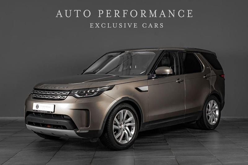 Brun Begagnad 2017 Land Rover Discovery 5 HSE SUV | 299 900 kr - Bild 1/4