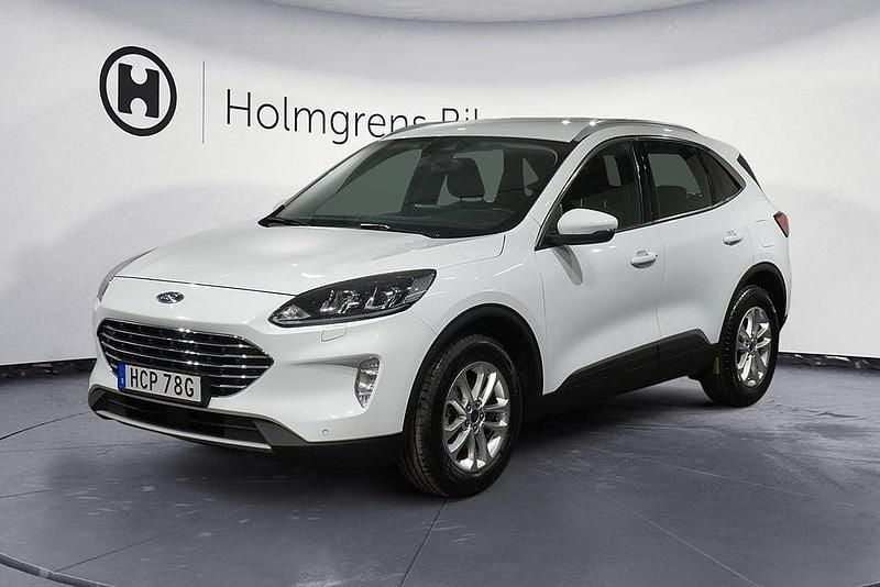 Vit Begagnad 2022 Ford Kuga Titanium SUV | 198 800 kr (Marknadspris) - Bild 1/4