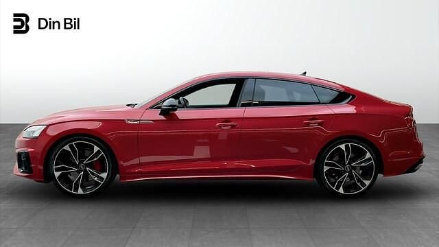 Begagnad Audi A5 Sportback Competition 265 HK (194 kW) 2021 Röd Halvkombi