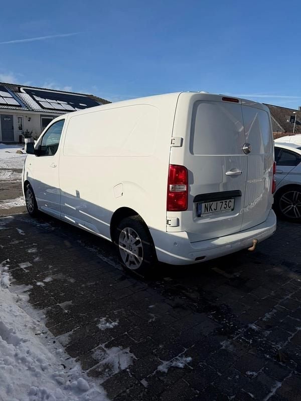 Begagnad Peugeot Expert 122 HK (89 kW) 2019 Van