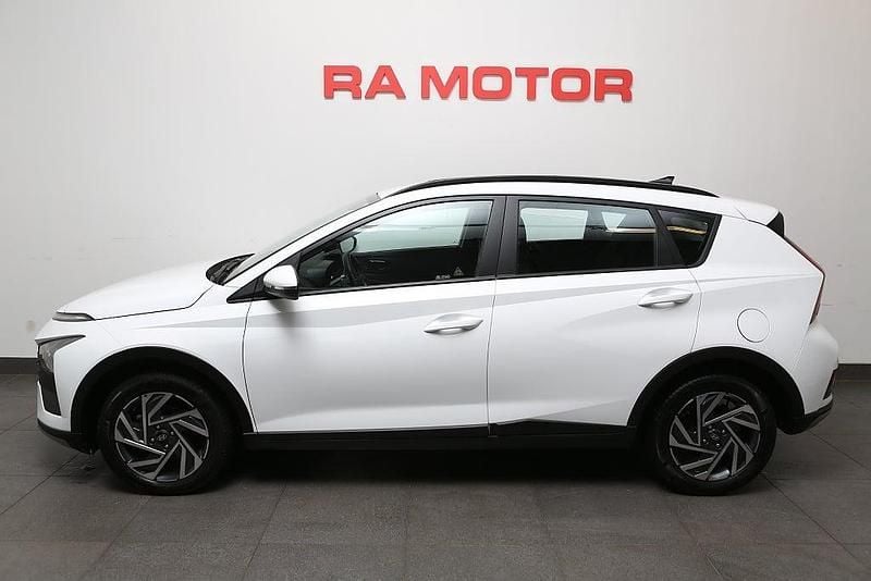 Begagnad Hyundai Bayon Essential 101 HK (74 kW) 2024 Vit SUV