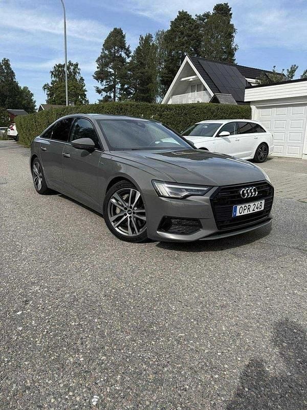 Grå Begagnad 2022 Audi A6 S-Line Sedan | 349 000 kr (Bra pris) - Bild 1/4
