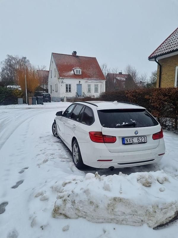 Begagnad BMW 320 184 HK (135 kW) 2014 Kombi