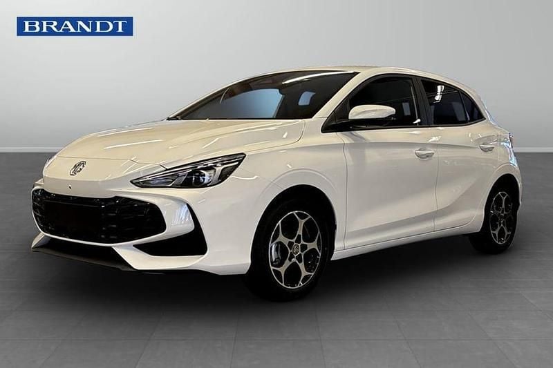 Begagnad MG MG3 Luxury 196 HK (144 kW) 2024 Vit Halvkombi