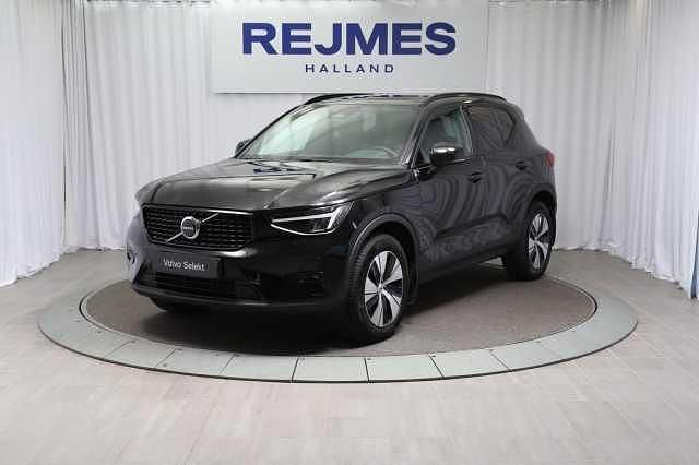 Begagnad 2025 Volvo XC40 SUV | 399 500 kr (Lite dyr) - Bild 1/4