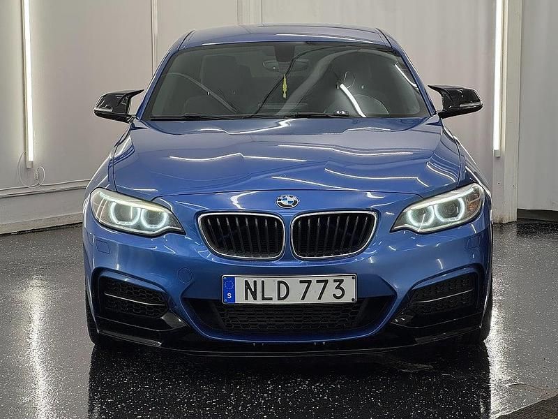 Begagnad BMW M235 326 HK (239 kW) 2013 Blå Sportkupé