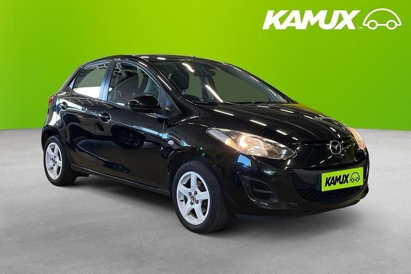 Svart Begagnad 2011 Mazda 2 Halvkombi | 48 900 kr (Marknadspris) - Bild 1/4