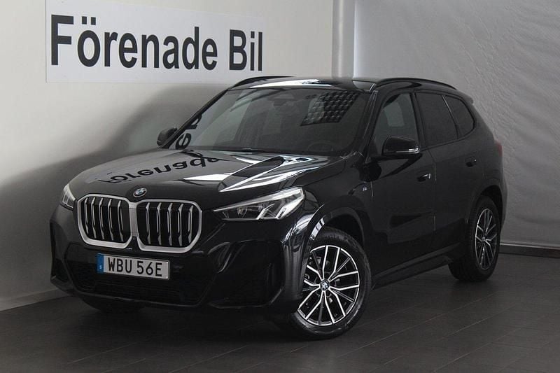 Svart Begagnad 2024 BMW X1 M Sport SUV | 429 000 kr (Lite dyr) - Bild 1/4