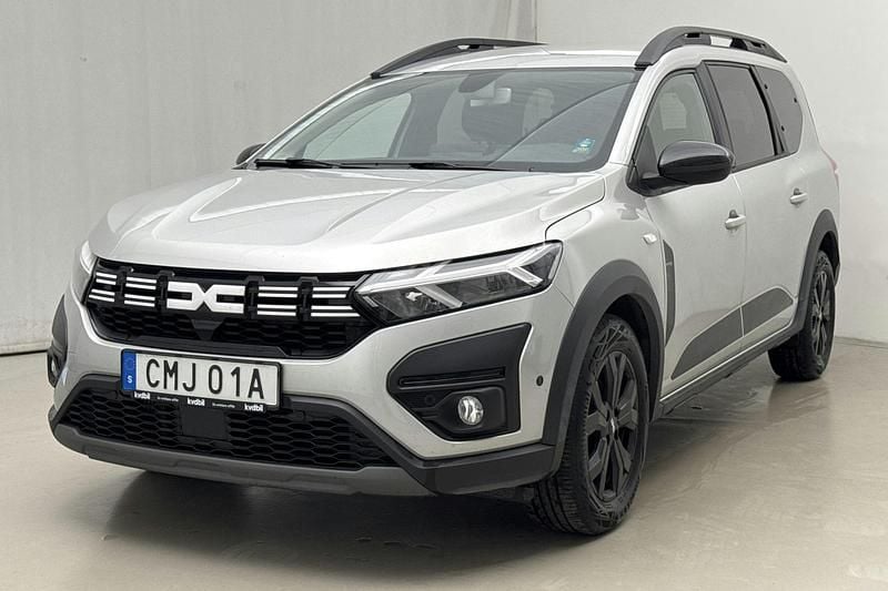Grå Begagnad 2023 Dacia Jogger | 169 000 kr (Marknadspris) - Bild 1/4