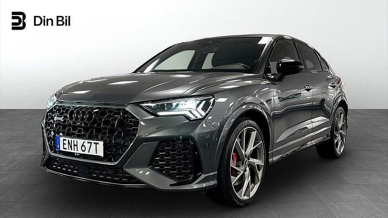 Grå (daytonagrå pärleffek) Begagnad 2021 Audi Q3 Sportback Sport SUV | 619 900 kr (Superpris) - Bild 1/4