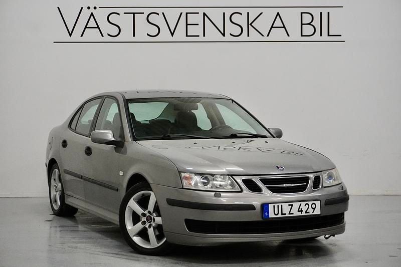 Ljusgrå Begagnad 2003 Saab 9-3 Vector Sedan | 69 000 kr (Dyr) - Bild 1/4