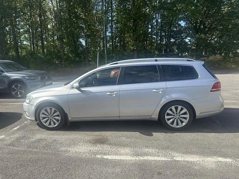 Silver Begagnad 2014 VW Passat GT Kombi | 56 000 kr (Superpris) - Bild 1/4