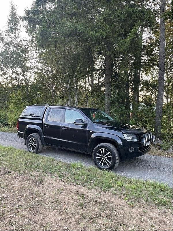 Svart Begagnad 2012 VW Amarok Highline Pickup | 98 000 kr (Lite dyr) - Bild 1/4