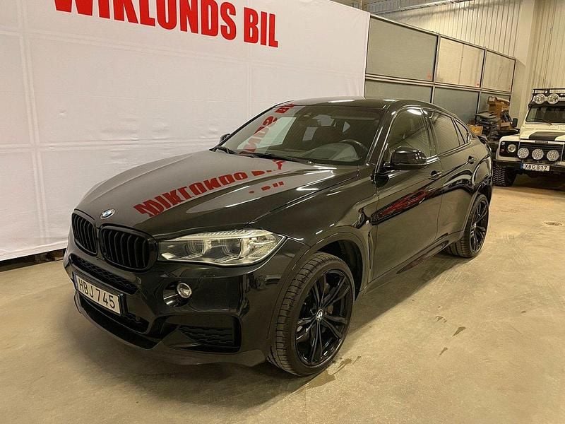 Svart Begagnad 2015 BMW X6 M Sport SUV | 439 900 kr - Bild 1/4