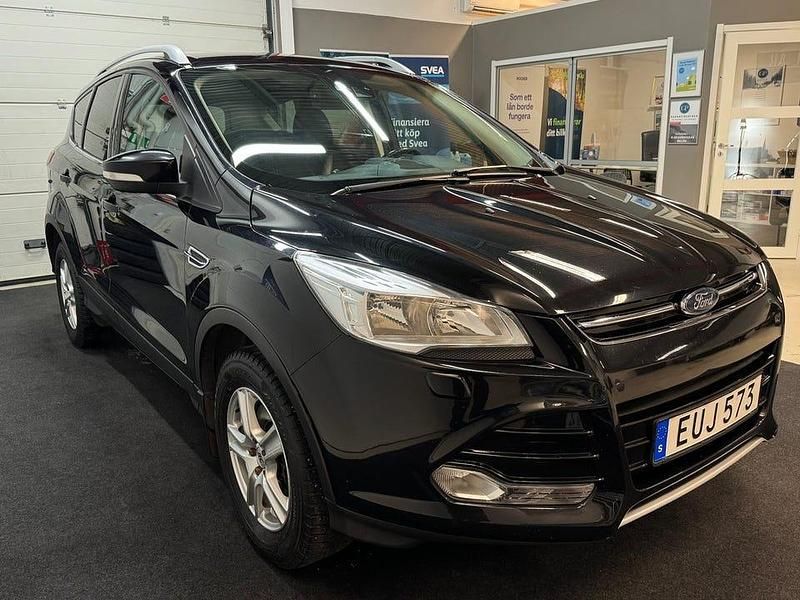 Begagnad Ford Kuga Titanium 150 HK (110 kW) 2016 Svart SUV