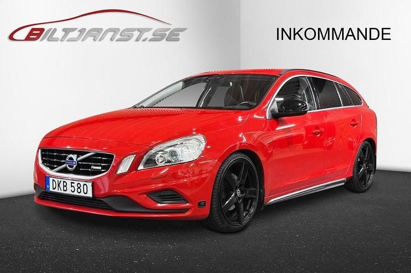 Begagnad Volvo V60 R-Design 151 HK (111 kW) 2011 Röd Kombi