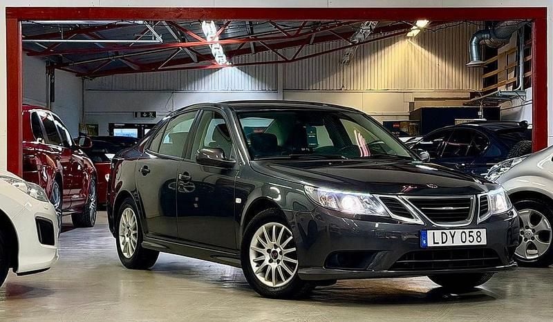 Begagnad Saab 9-3 Linear 160 HK (117 kW) 2010 Grå Sedan