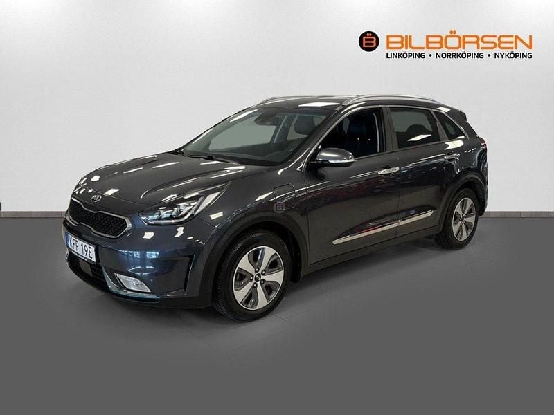 Grå Begagnad 2019 Kia Niro 2 SUV | 209 900 kr (Marknadspris) - Bild 1/4