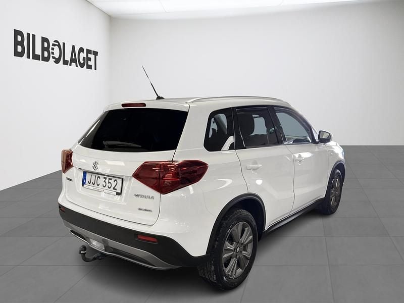 Begagnad Suzuki Vitara 112 HK (82 kW) 2018 Vit SUV