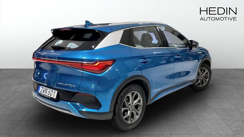 Begagnad BYD Atto 3 Comfort 150 kW (204 HK) 2023 Blå SUV